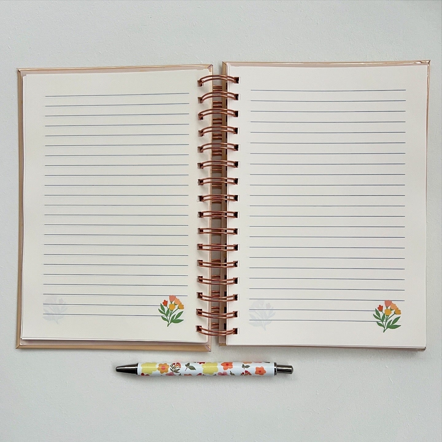 Carnet de notes personnalisé stylo mug to do list et daily planner